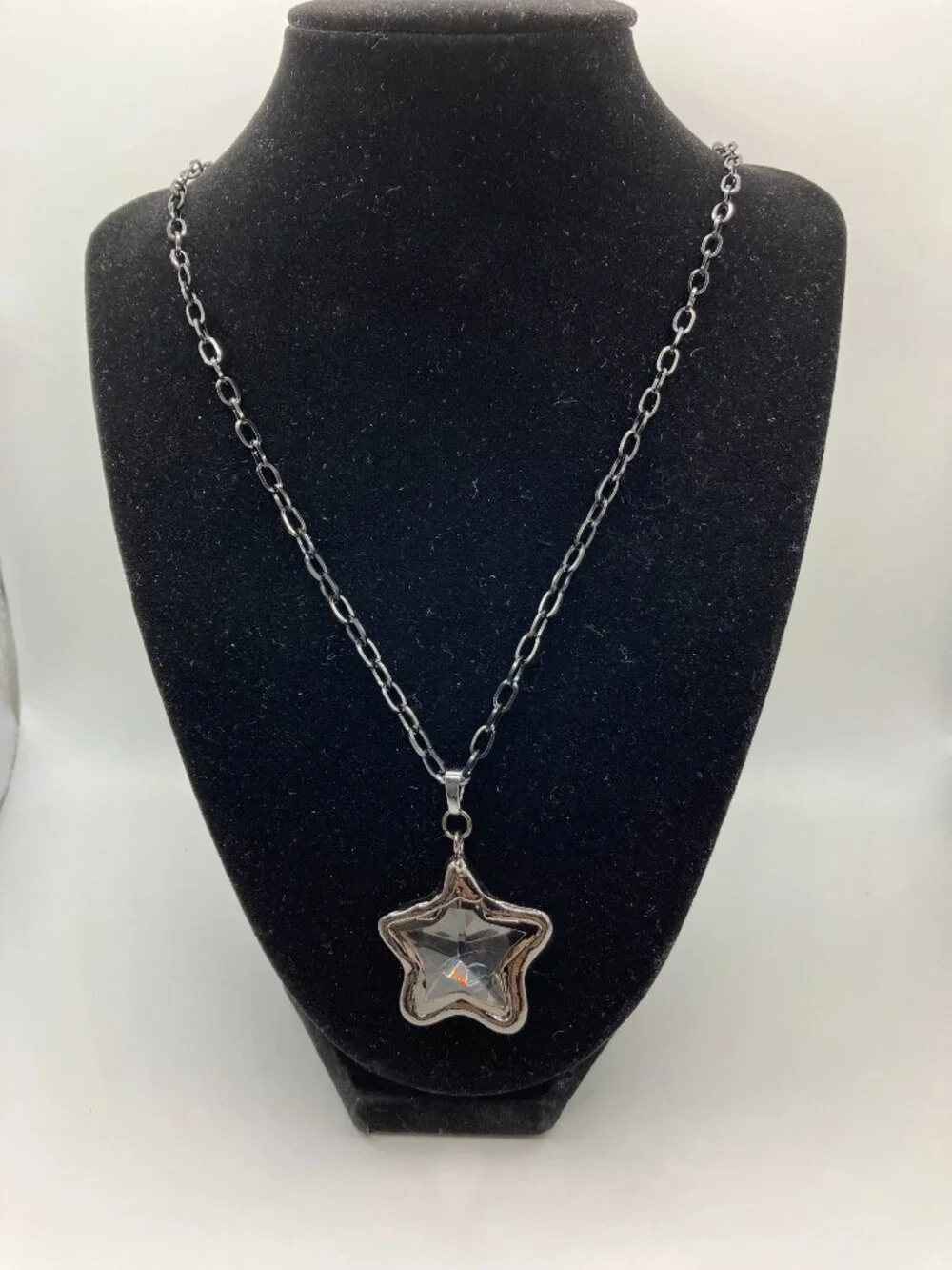 Star Glass Pendant Black Stainless Steel 27-inch adjustable Paperclip Chain NEW